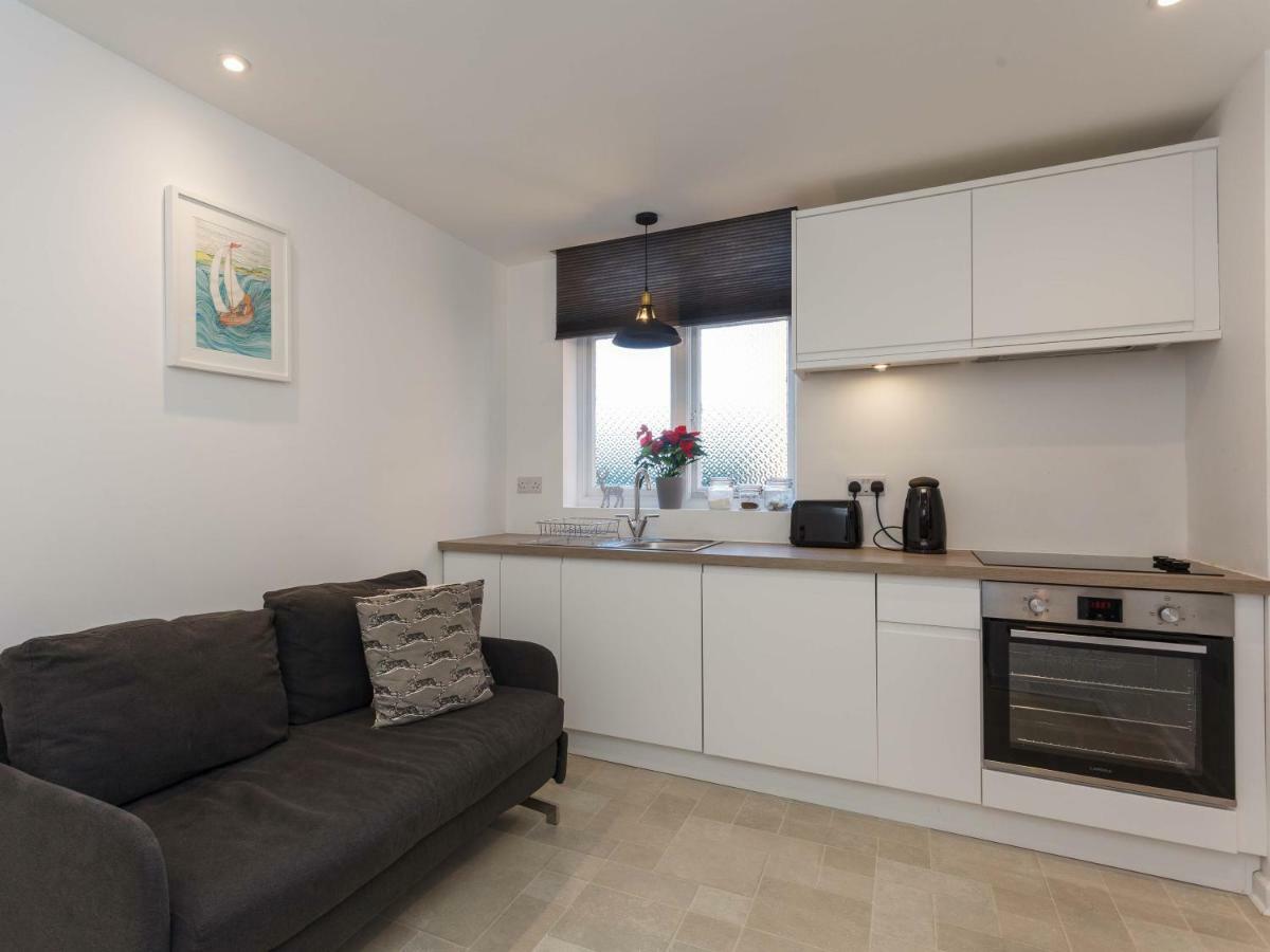 Dale House - Vivre Retreats Apartman Bournemouth Kültér fotó
